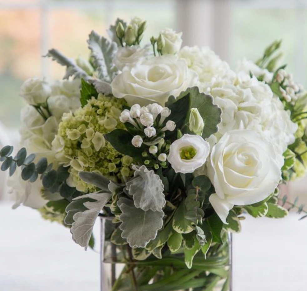 White Wedding | Centerpiece